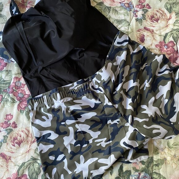 SHEIN Swim Plus Size 4X Camo Print Tankini Set Racer Back Tank Top Boy Shorts - Picture 5 of 5